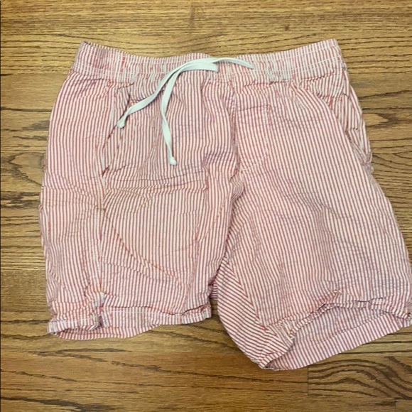 Gap Medium Pink seersucker shorts - Picture 2 of 2
